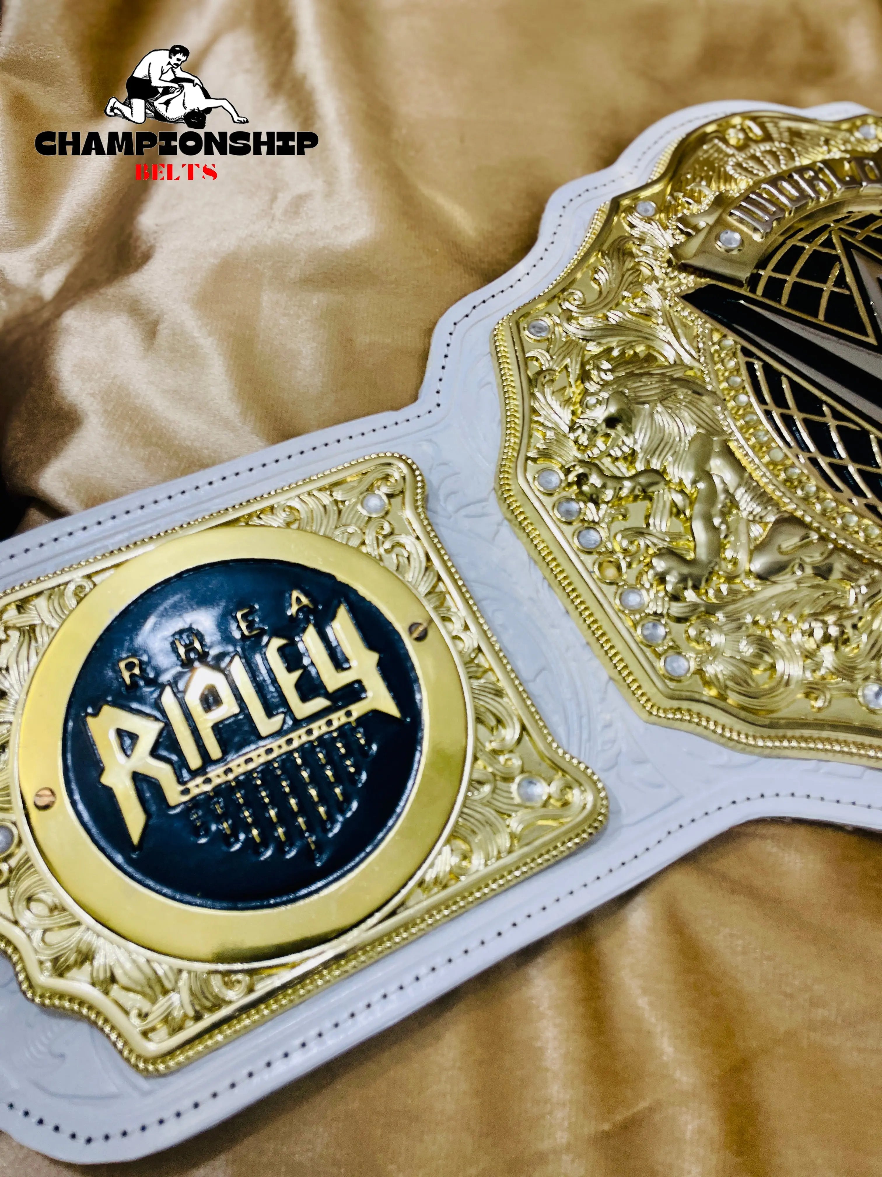 New World Heavyweight Championship Replica Title Belt – White Strap