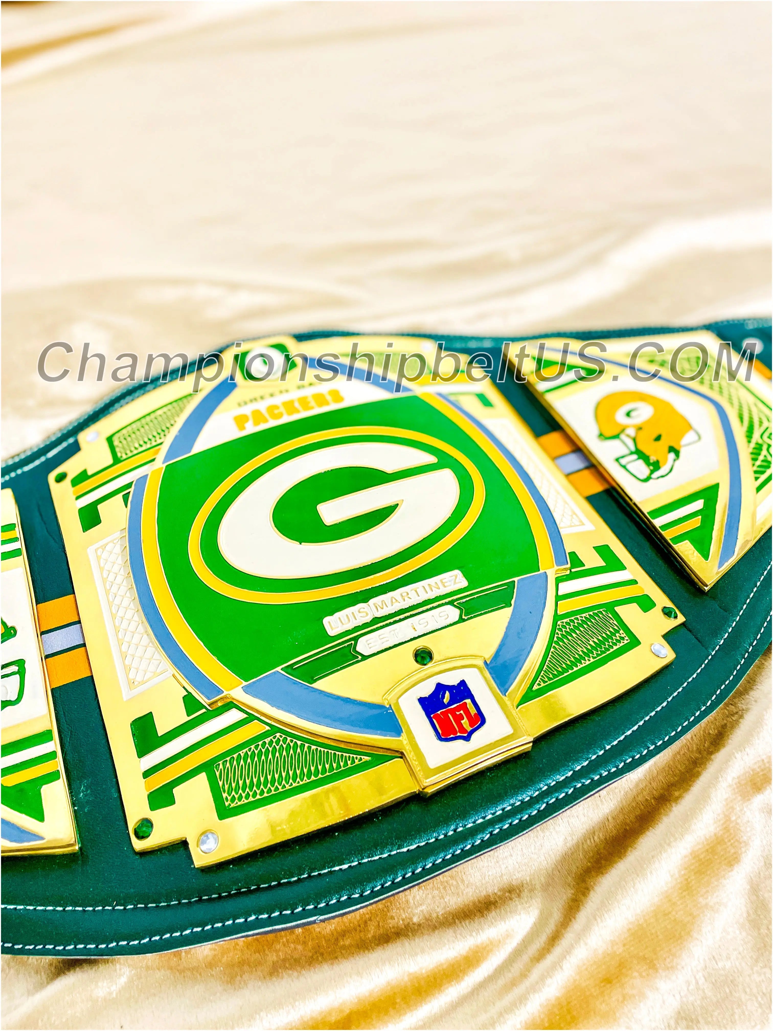 Green Bay Packers Legacy Replica