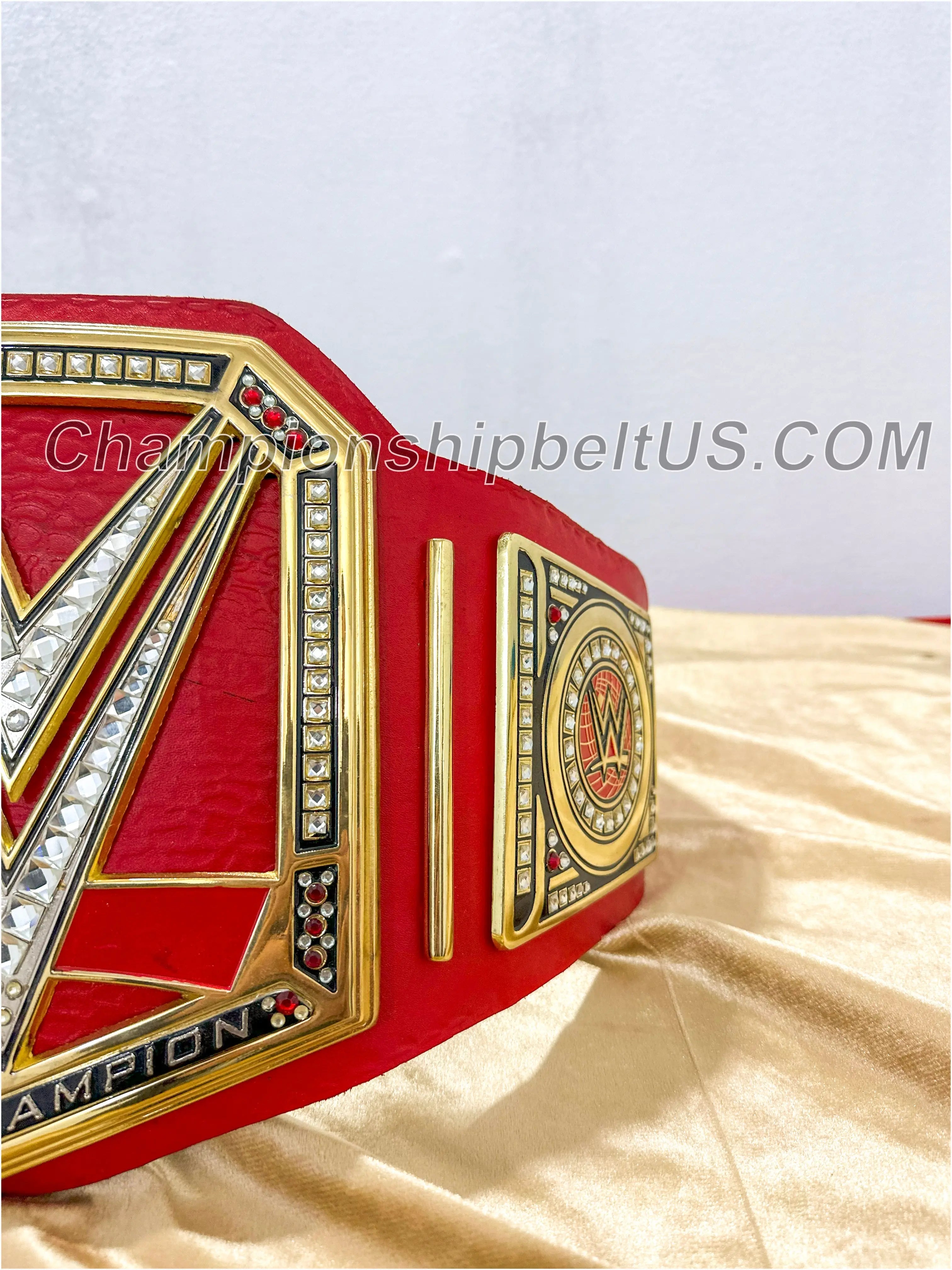 Elite Series Universal Championship Replica Title Belt