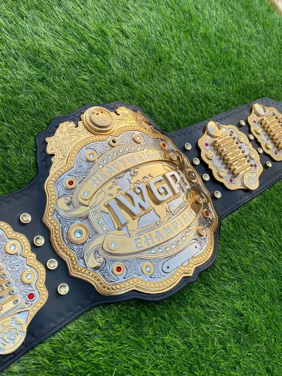 24K Gold AEW Heavyweight Championship Belt