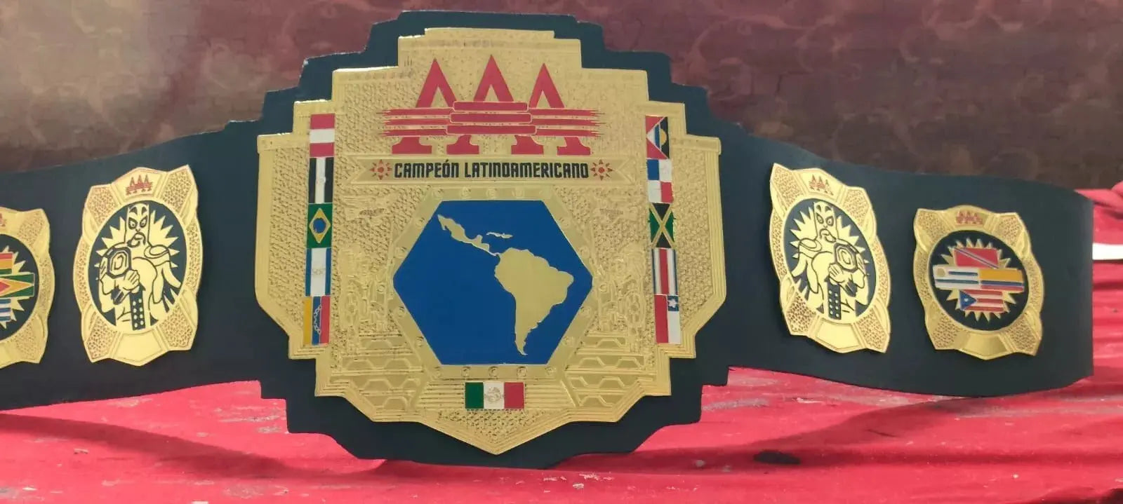 AAA Wrestling Championship Latin American Campeon Latino american belt