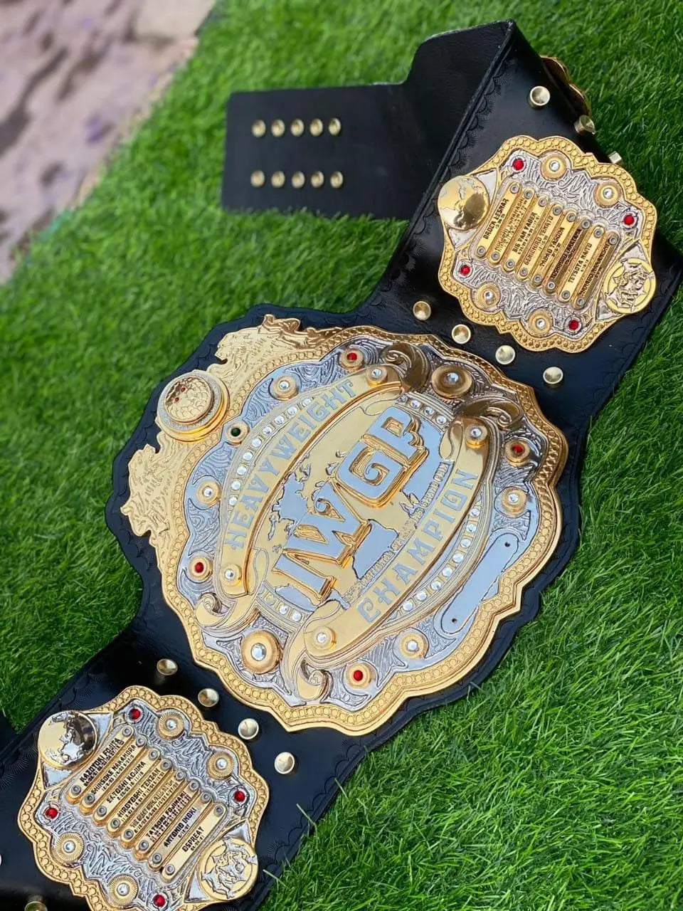 24K Gold AEW Heavyweight Championship Belt