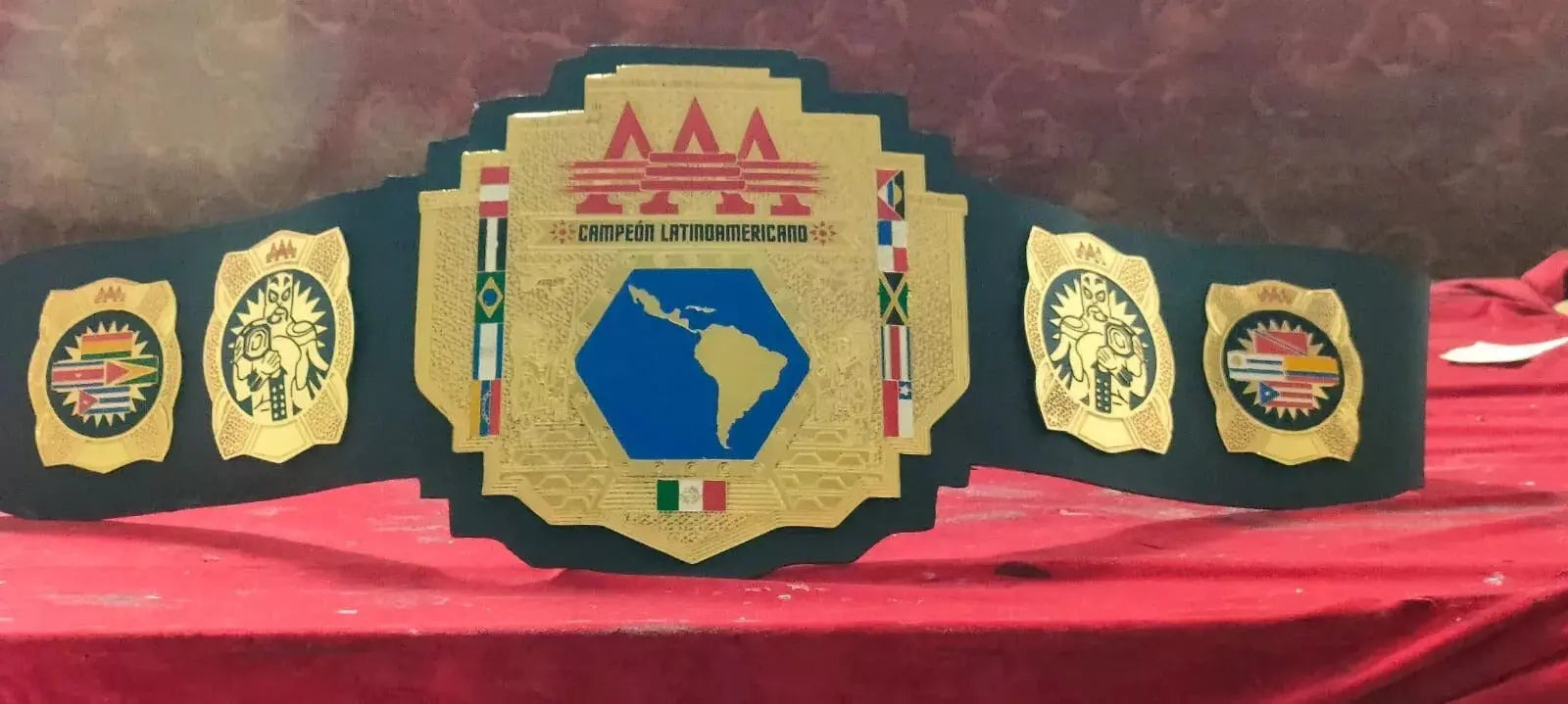 AAA Wrestling Championship Latin American Campeon Latino american belt
